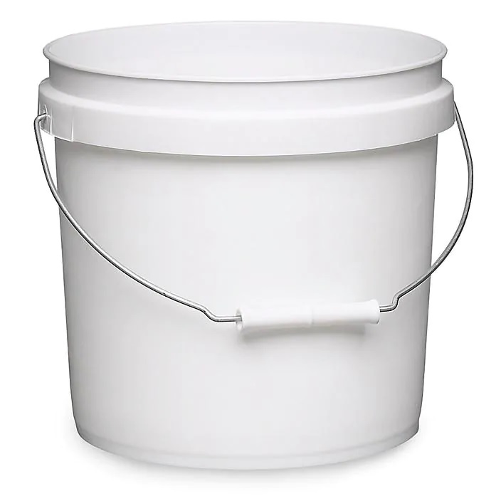 Polyethylene bucket clearance